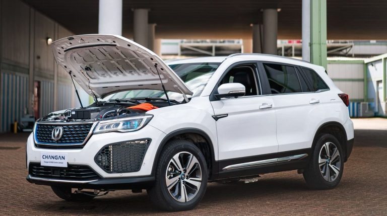 PEM fuel cells vs batteries for electric vehicles