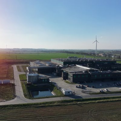 Hydrogen fuel cells vs diesel generators: which is better for data centres?